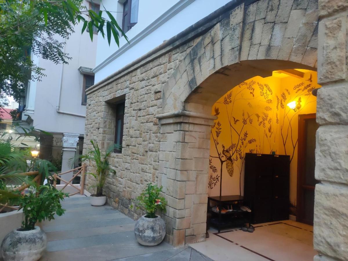 Nomads Nest Hostel Haidarábád Kültér fotó