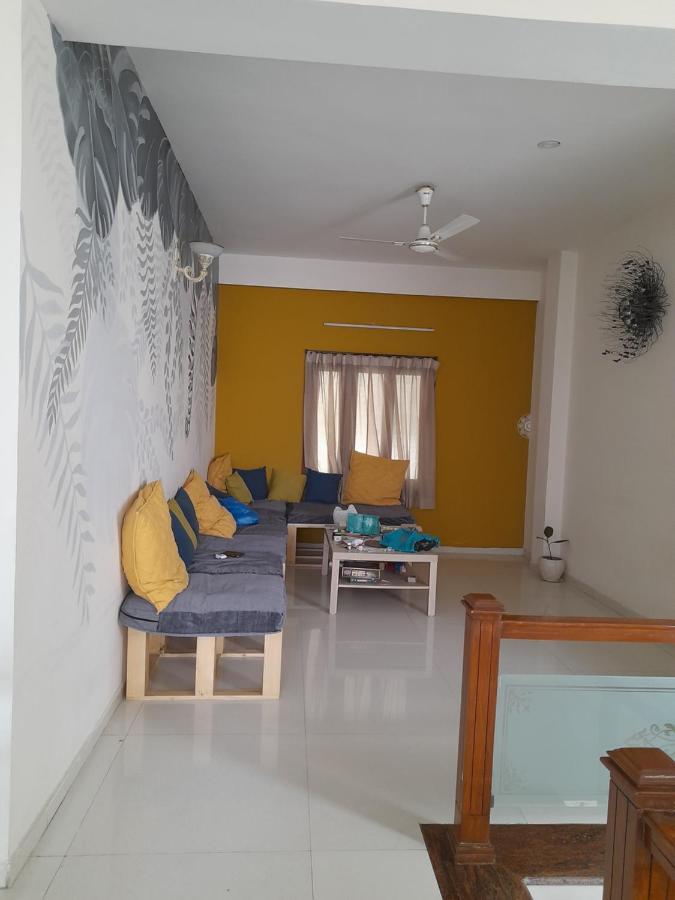 Nomads Nest Hostel Haidarábád Kültér fotó