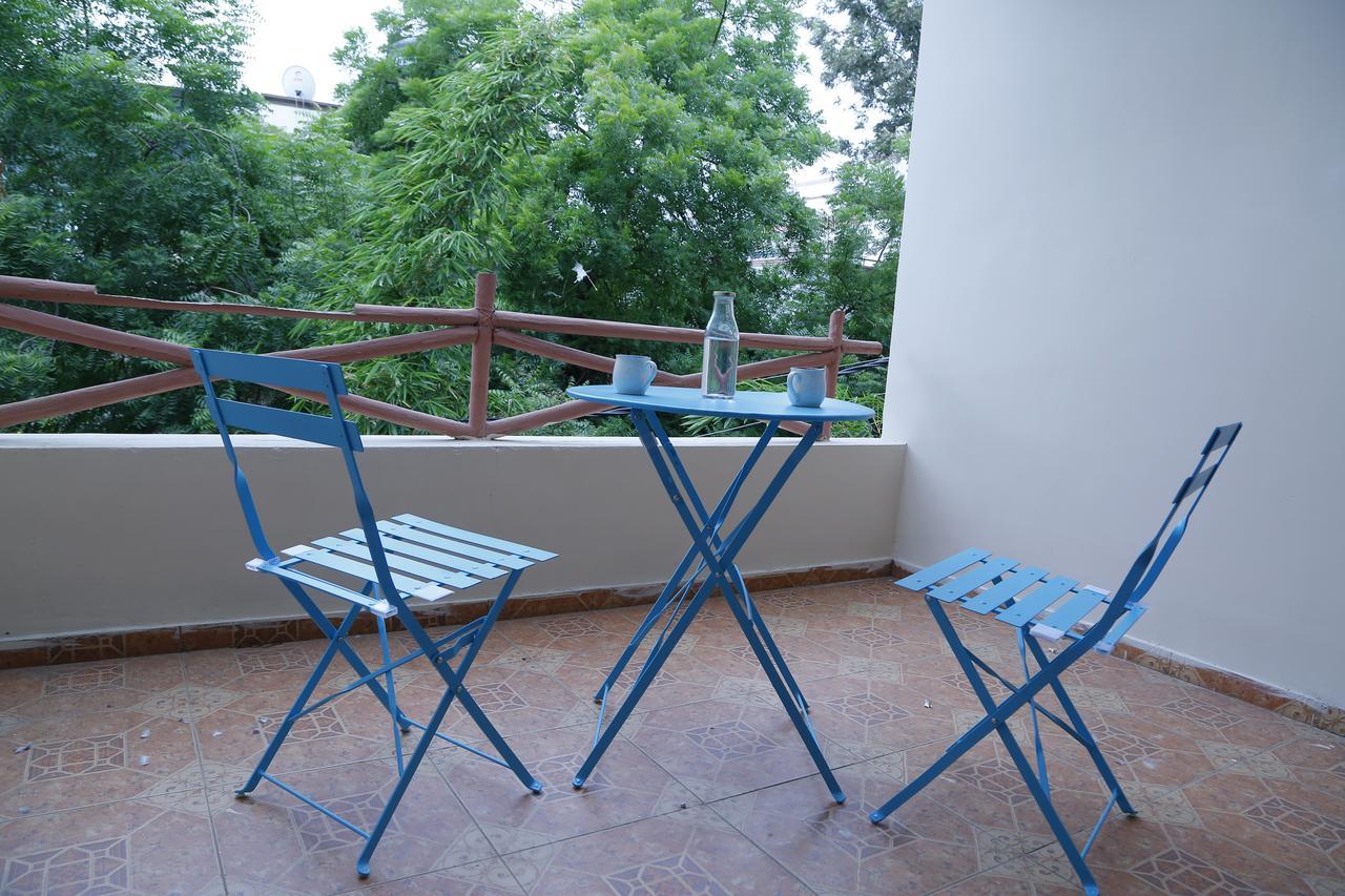 Nomads Nest Hostel Haidarábád Kültér fotó